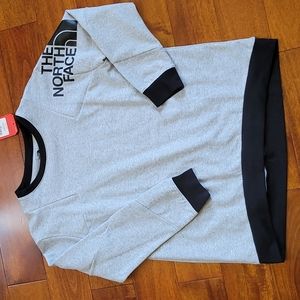 NWT North Face Sweater